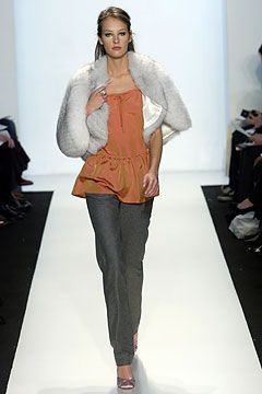 Jeffrey Chow fashion show for Autumn/Winter 2004