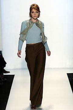 Jeffrey Chow fashion show for Autumn/Winter 2004