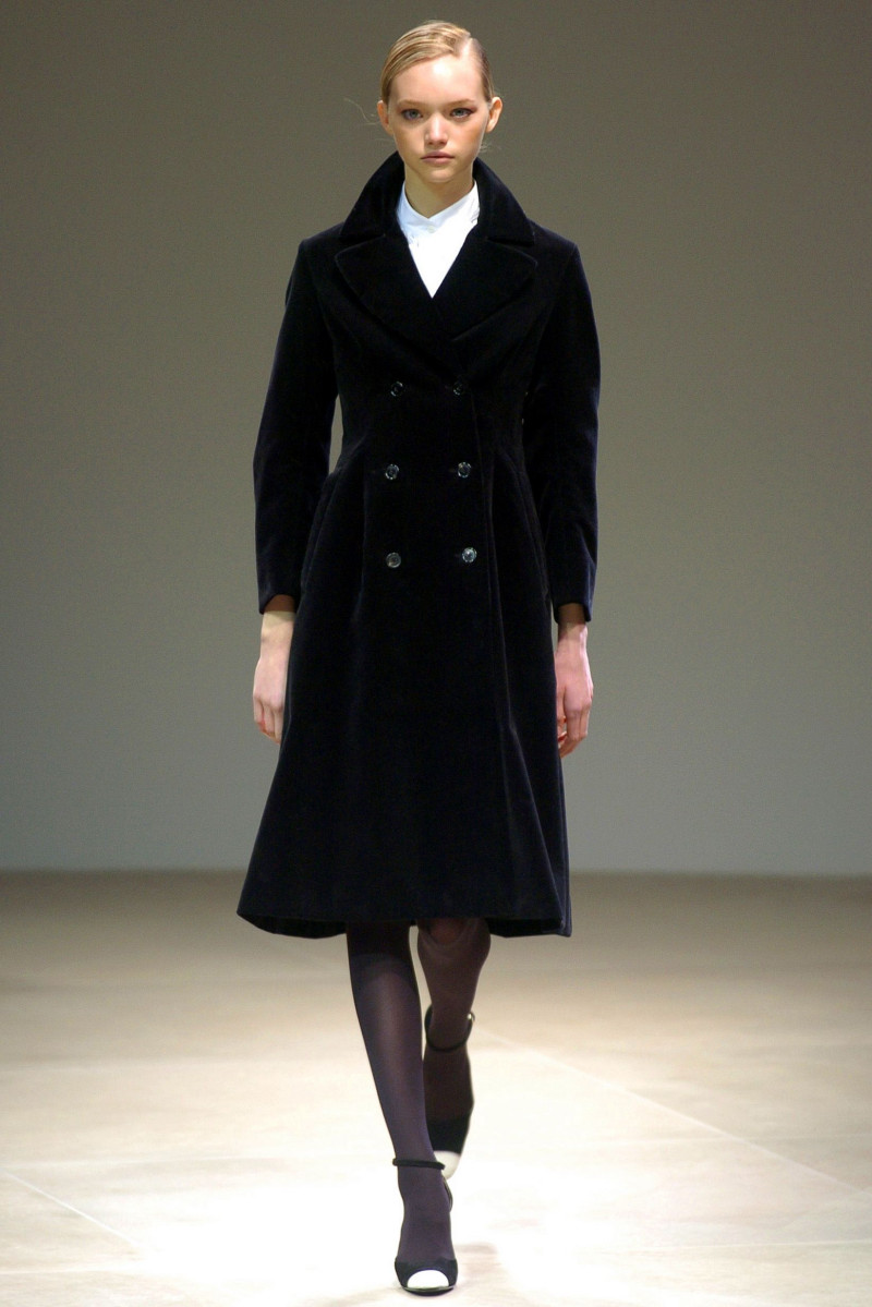 Jil Sander fashion show for Autumn/Winter 2004
