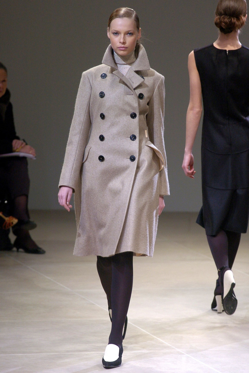 Jil Sander fashion show for Autumn/Winter 2004