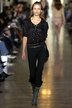 Jill Stuart fashion show for Autumn/Winter 2004
