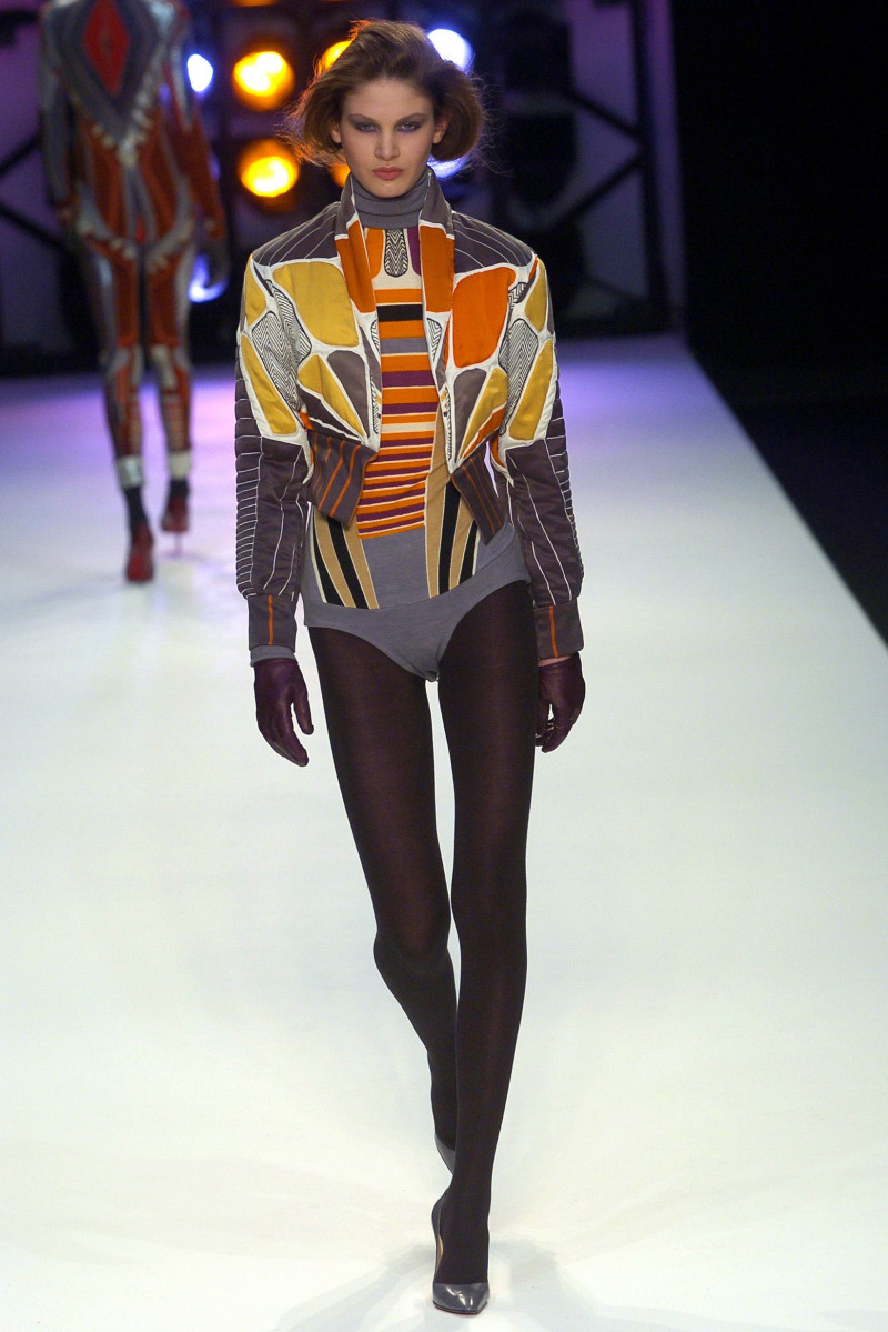 Jonathan Saunders fashion show for Autumn/Winter 2004