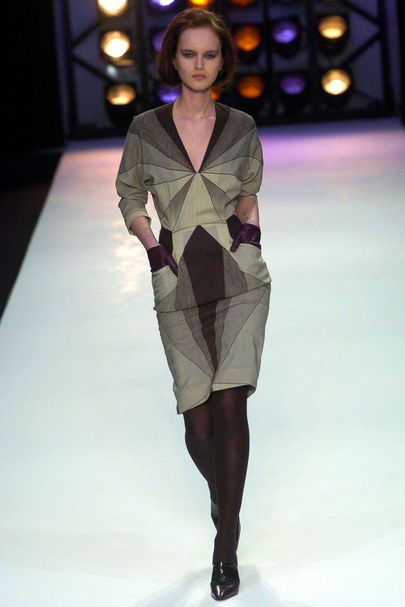 Jonathan Saunders fashion show for Autumn/Winter 2004