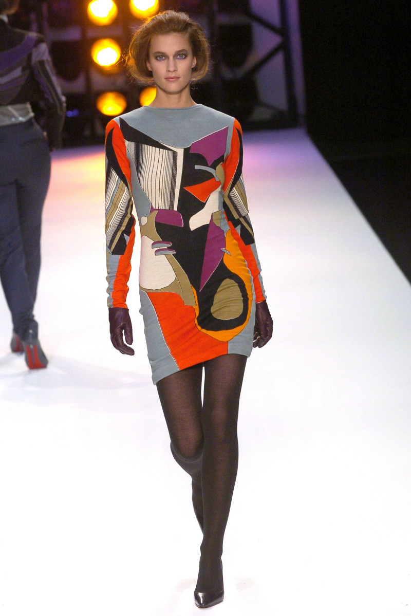 Jonathan Saunders fashion show for Autumn/Winter 2004
