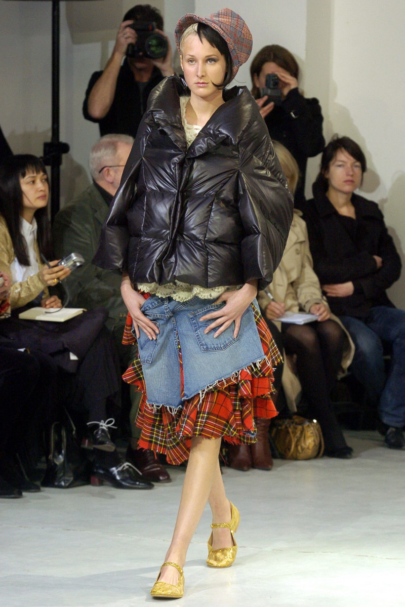 Junya Watanabe fashion show for Autumn/Winter 2004