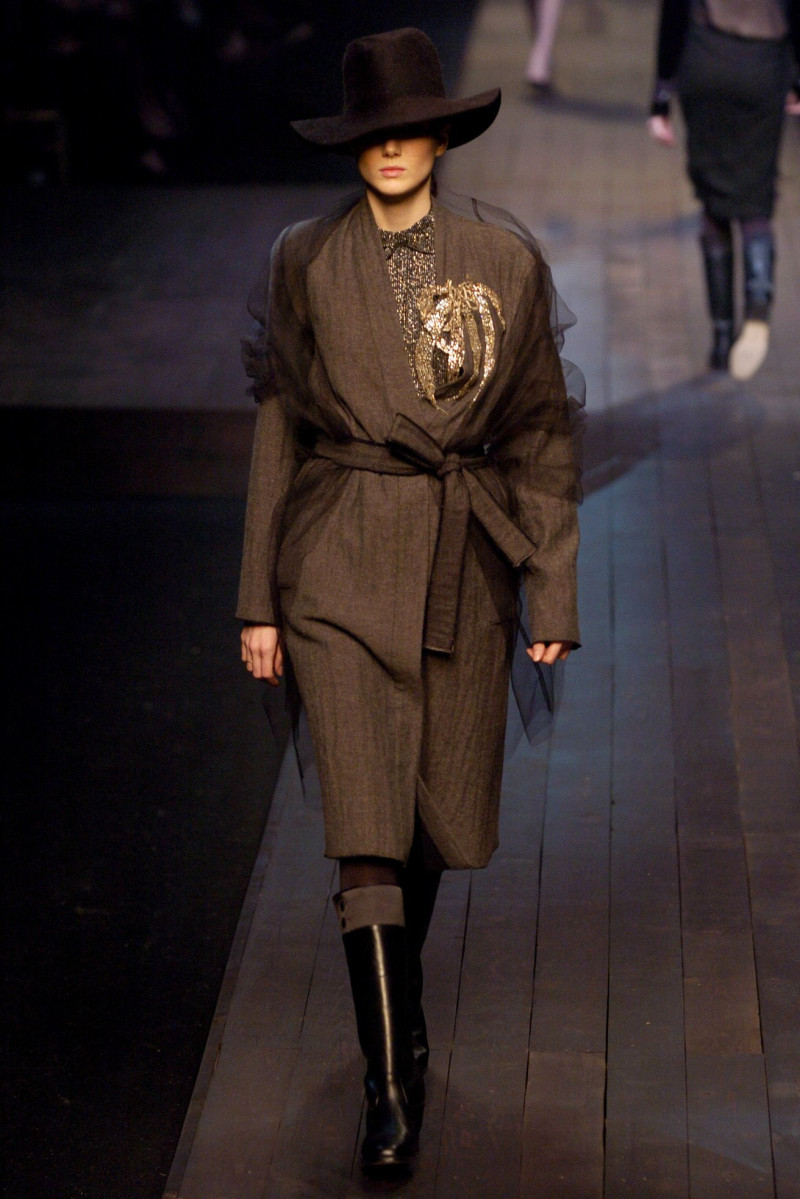 Lanvin fashion show for Autumn/Winter 2004