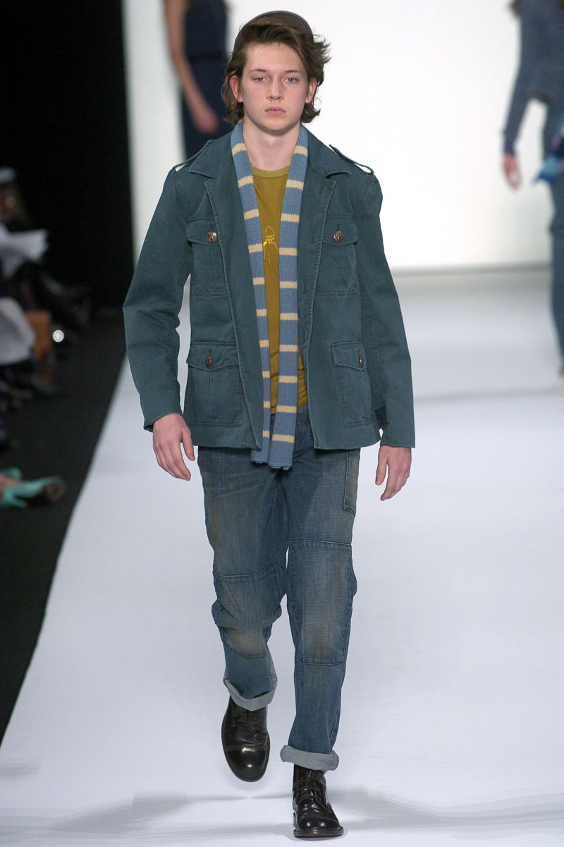Marc by Marc Jacobs fashion show for Autumn/Winter 2004