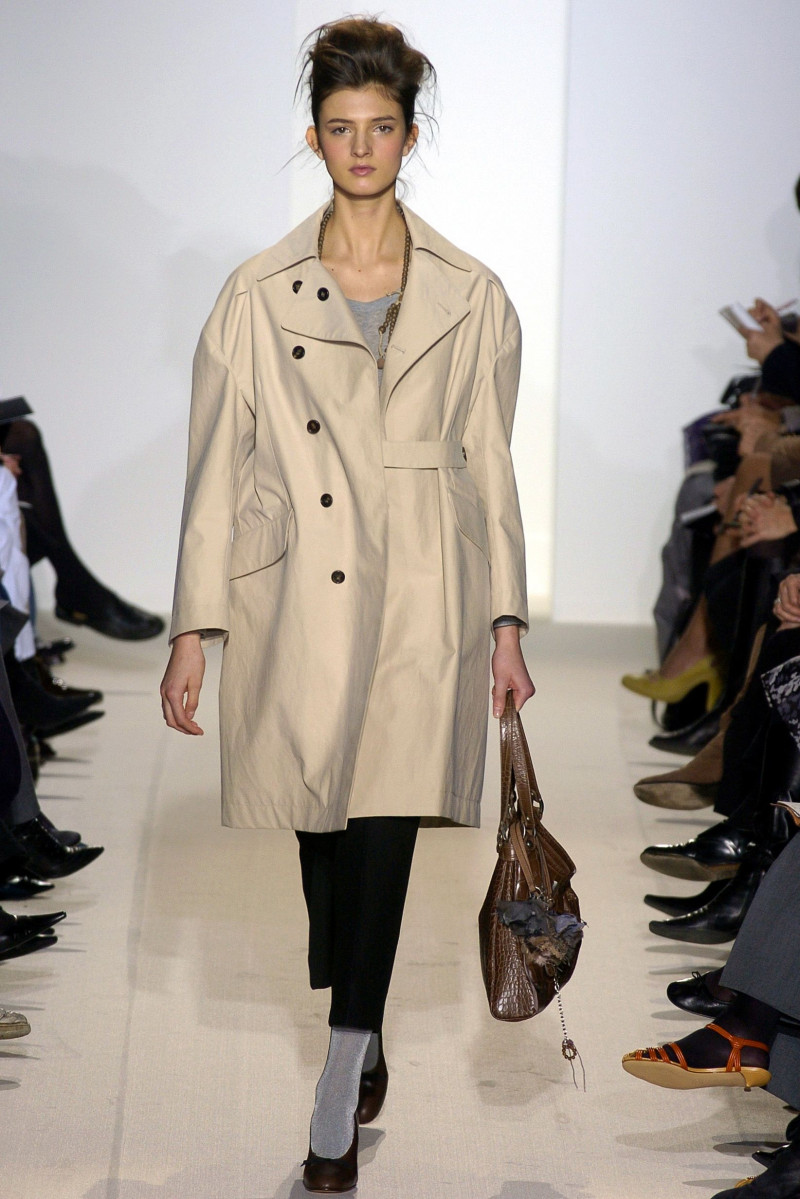 Marni fashion show for Autumn/Winter 2004