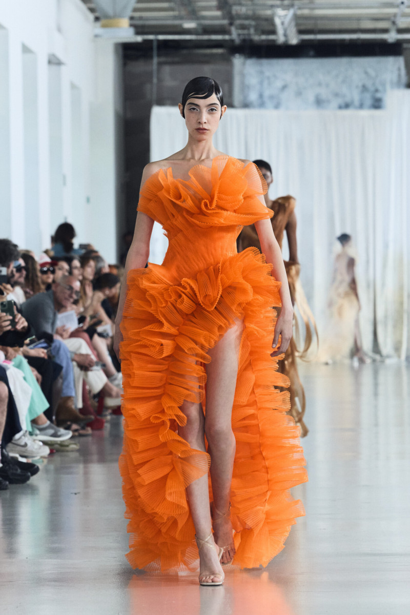 Lever Couture fashion show for Autumn/Winter 2025