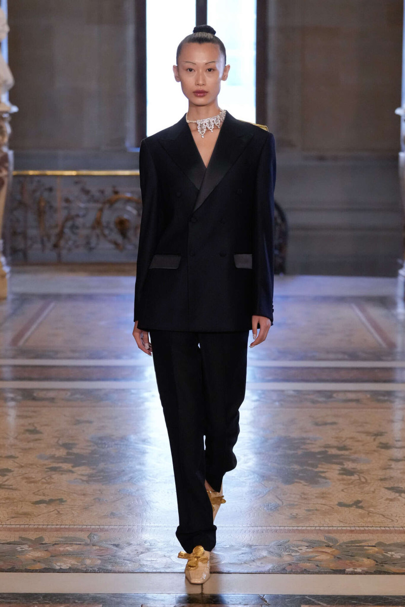 Peet Dullaert fashion show for Autumn/Winter 2025