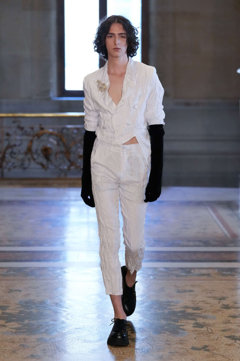 Peet Dullaert fashion show for Autumn/Winter 2025