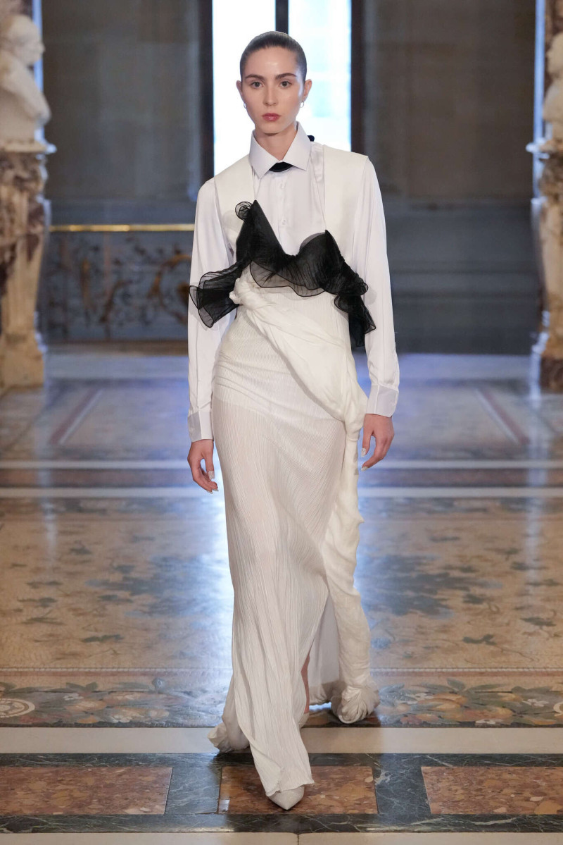 Peet Dullaert fashion show for Autumn/Winter 2025