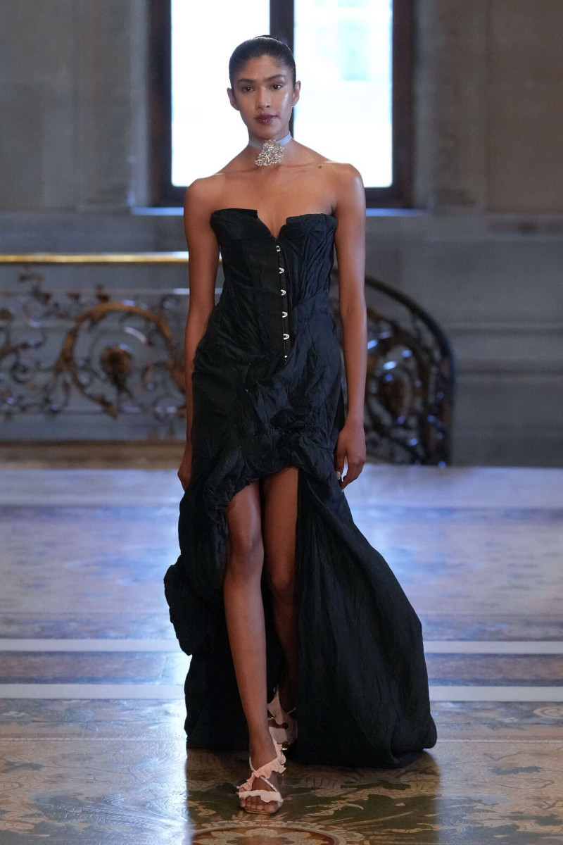 Peet Dullaert fashion show for Autumn/Winter 2025