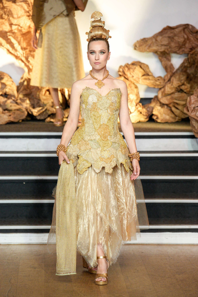 Franck Sorbier fashion show for Autumn/Winter 2025