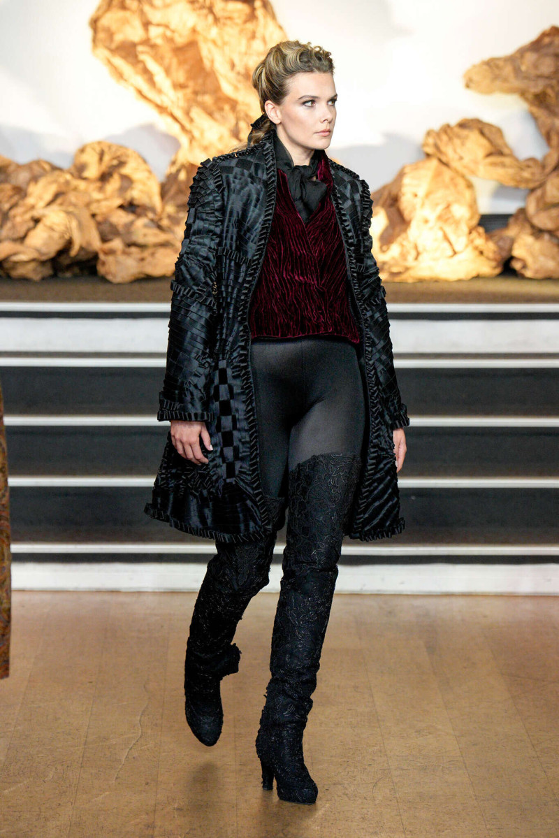 Franck Sorbier fashion show for Autumn/Winter 2025