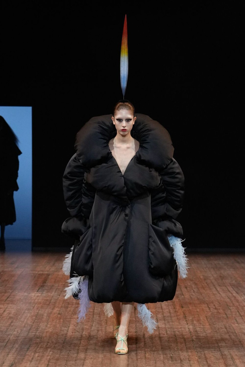 Viktor & Rolf fashion show for Autumn/Winter 2025