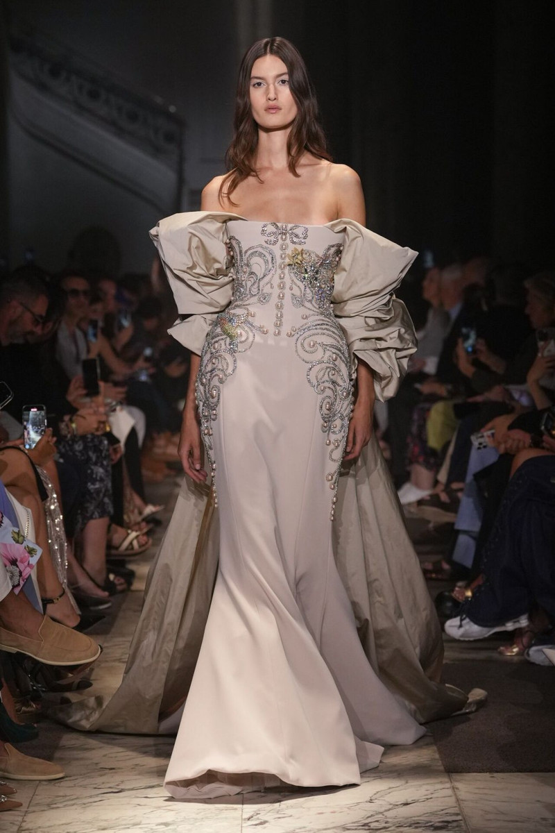 Elie Saab Couture fashion show for Autumn/Winter 2025