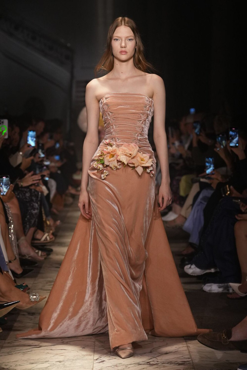 Elie Saab Couture fashion show for Autumn/Winter 2025