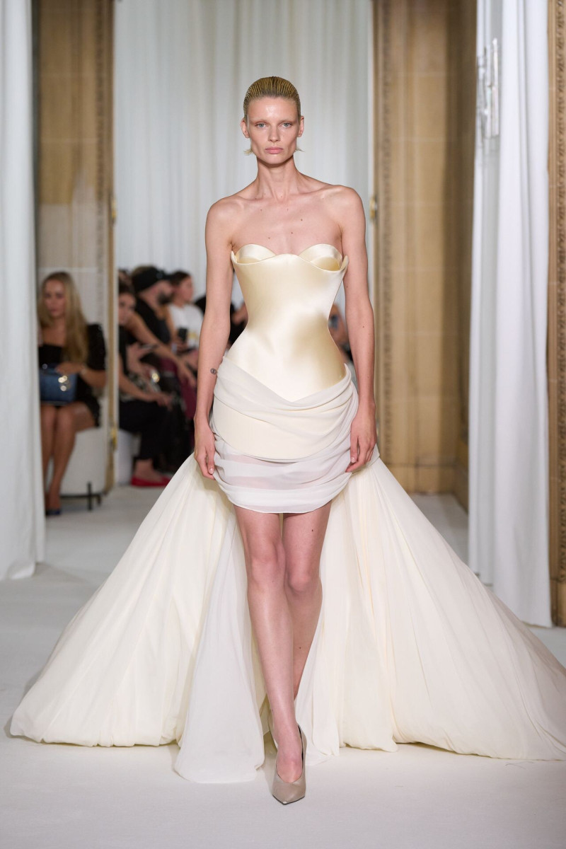 Ashi Studio fashion show for Autumn/Winter 2025