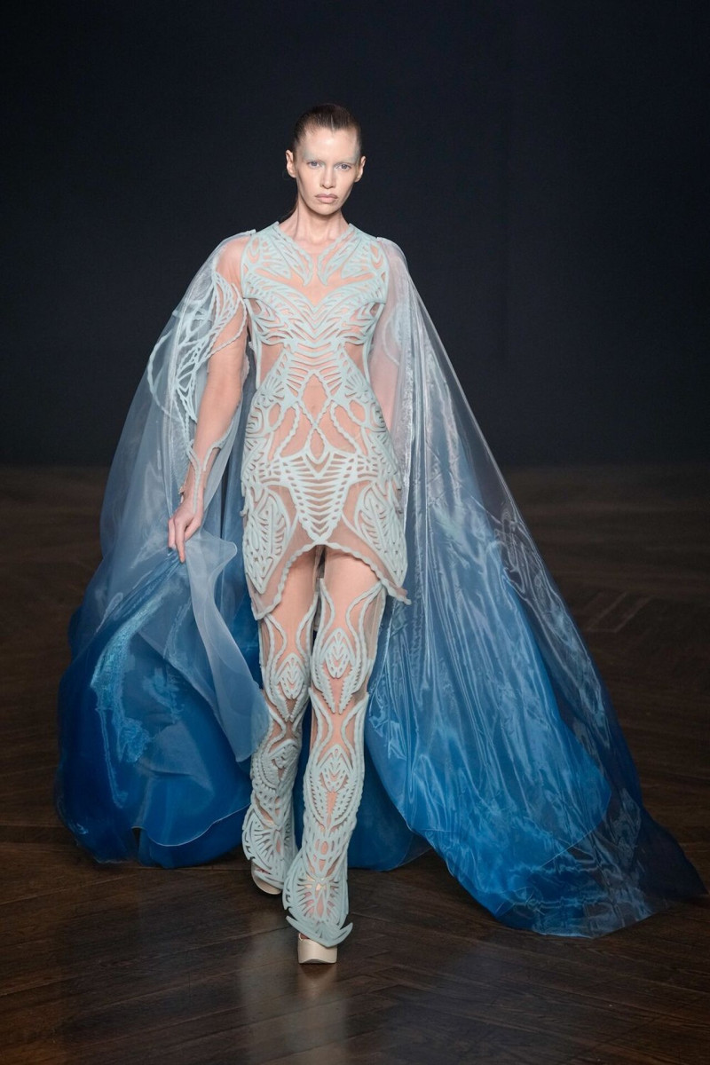 Iris Van Herpen fashion show for Autumn/Winter 2025