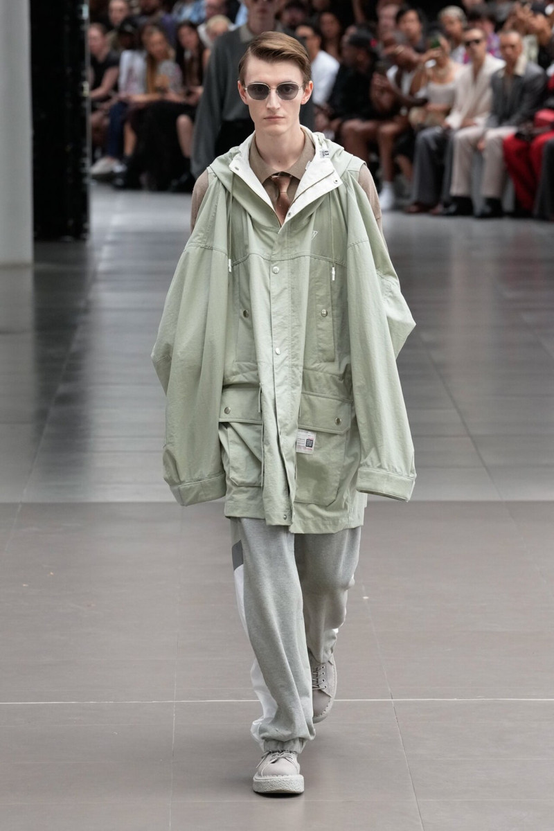 Mihara Yasuhiro fashion show for Spring/Summer 2026