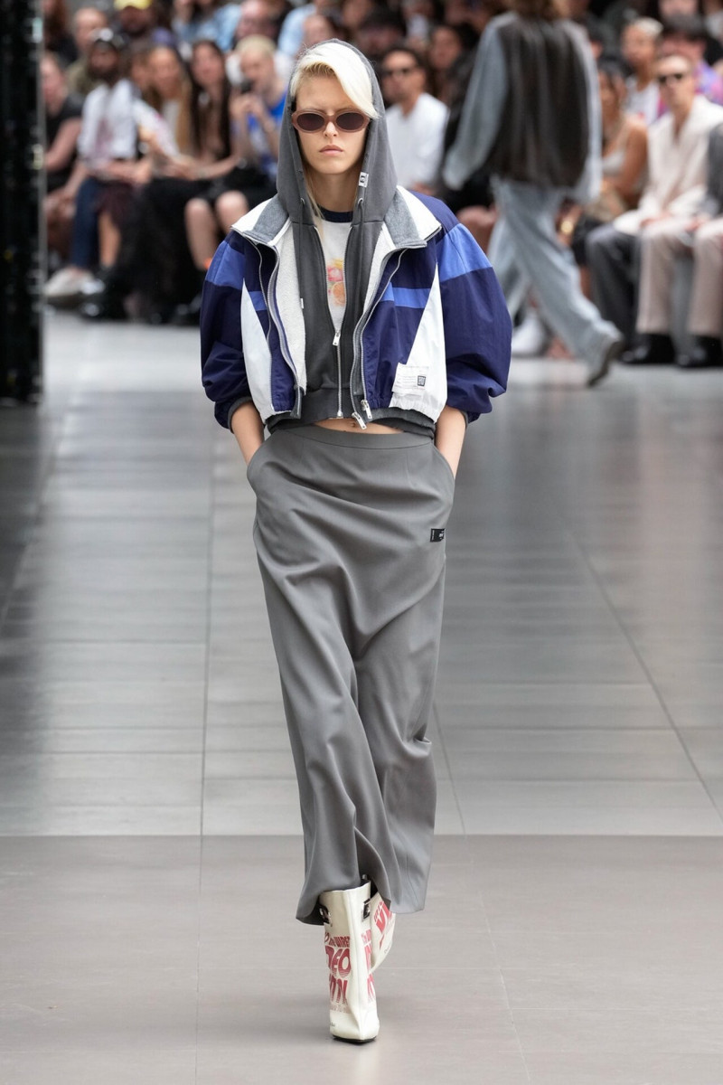 Mihara Yasuhiro fashion show for Spring/Summer 2026