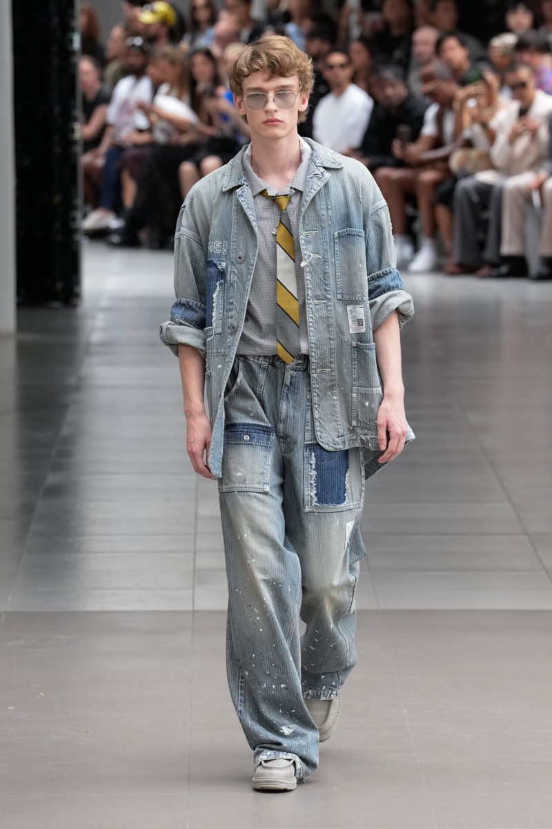 Mihara Yasuhiro fashion show for Spring/Summer 2026