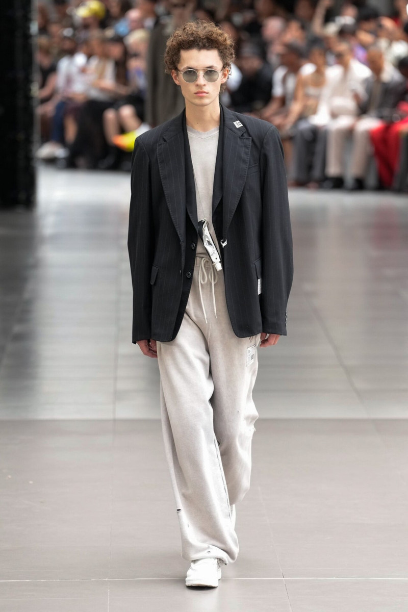 Mihara Yasuhiro fashion show for Spring/Summer 2026