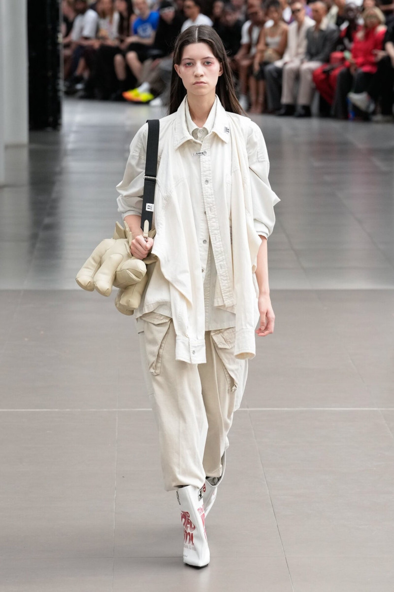 Mihara Yasuhiro fashion show for Spring/Summer 2026