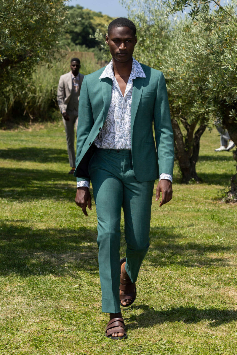 Emanuel Ungaro fashion show for Spring/Summer 2026