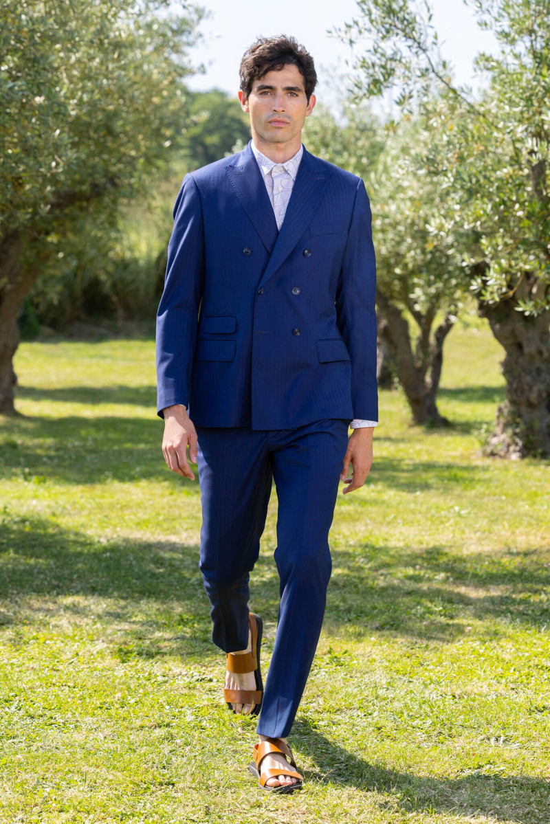 Emanuel Ungaro fashion show for Spring/Summer 2026