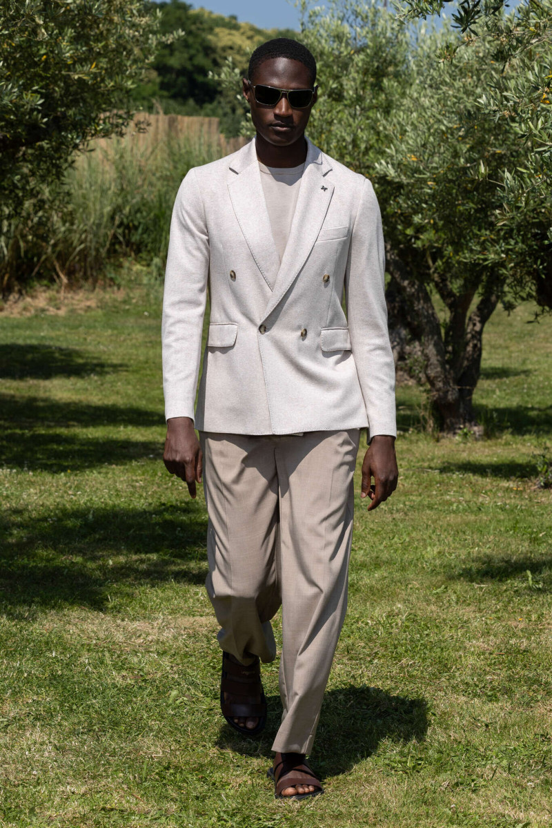 Emanuel Ungaro fashion show for Spring/Summer 2026