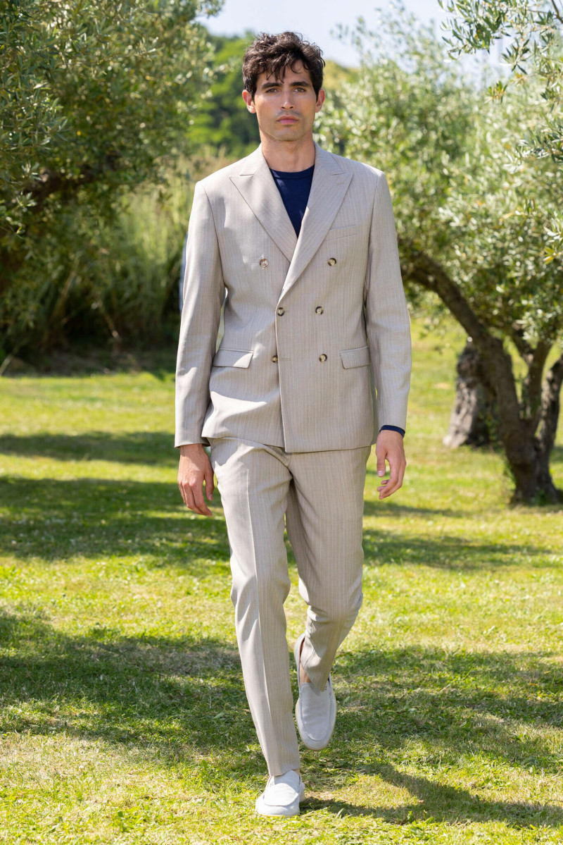 Emanuel Ungaro fashion show for Spring/Summer 2026