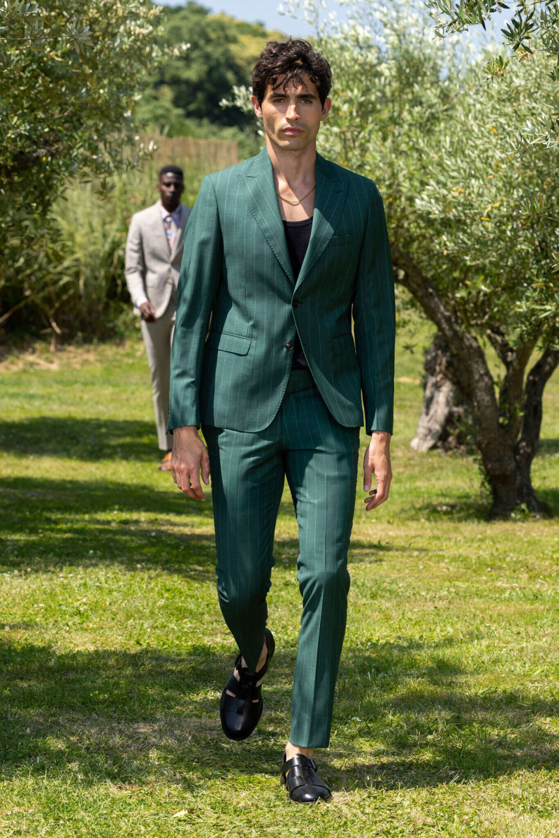 Emanuel Ungaro fashion show for Spring/Summer 2026