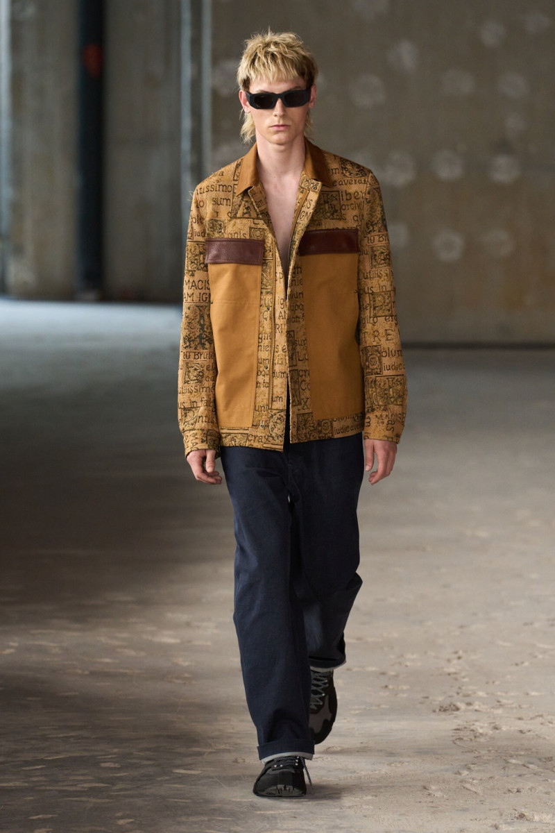 Junya Watanabe fashion show for Spring/Summer 2026