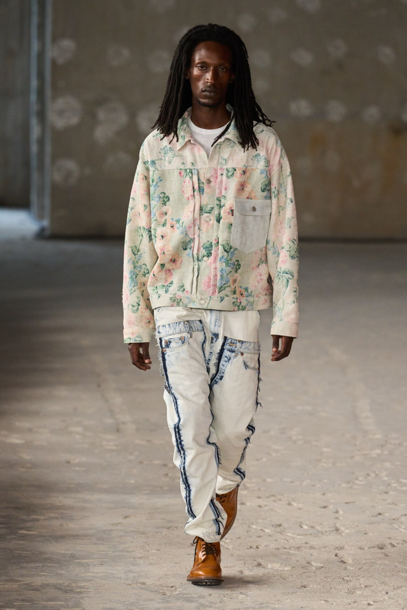 Junya Watanabe fashion show for Spring/Summer 2026