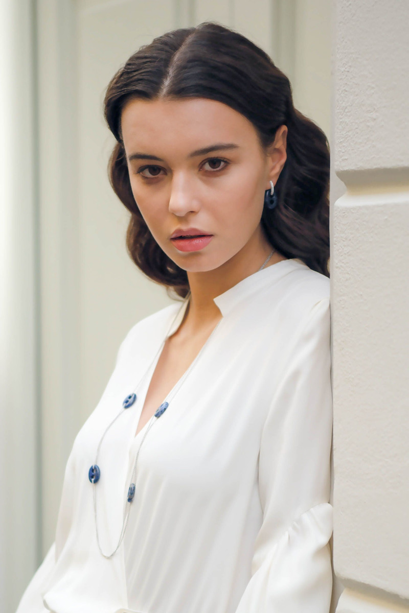 Lucia Bramani featured in  the Sara Loren advertisement for Autumn/Winter 2020