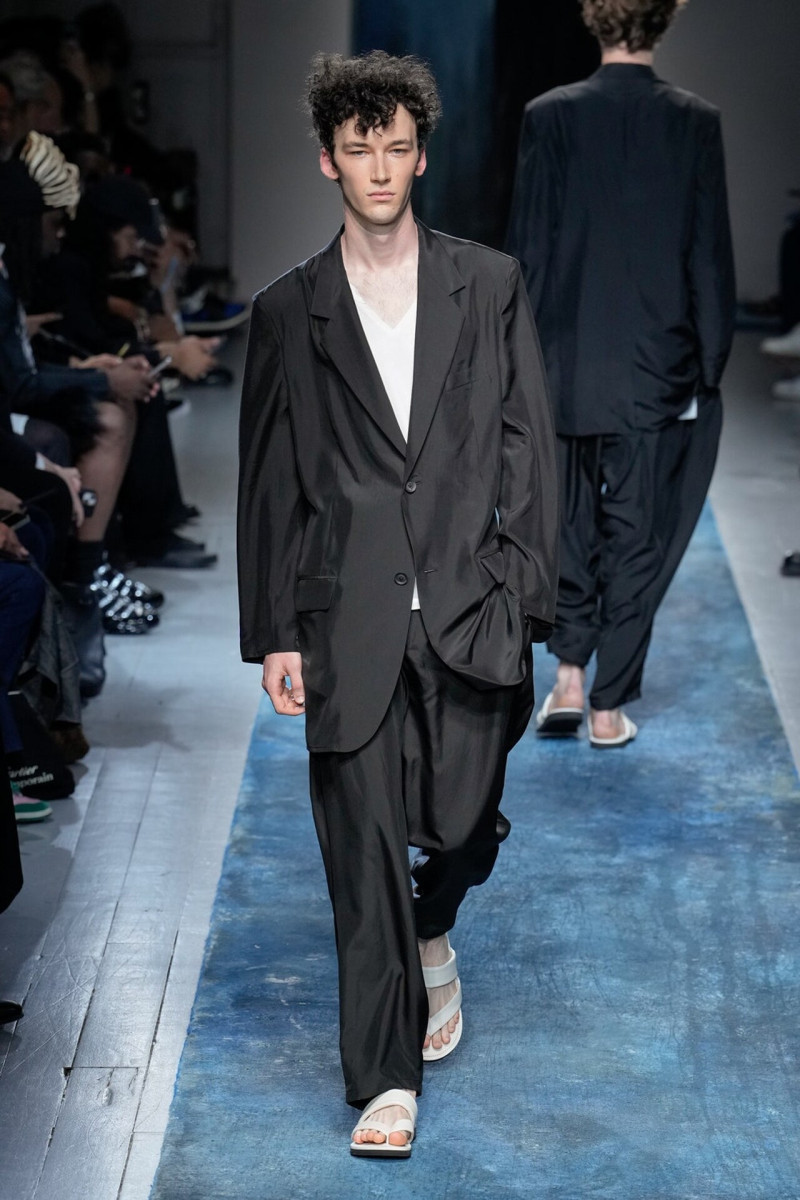 Yohji Yamamoto fashion show for Spring/Summer 2026