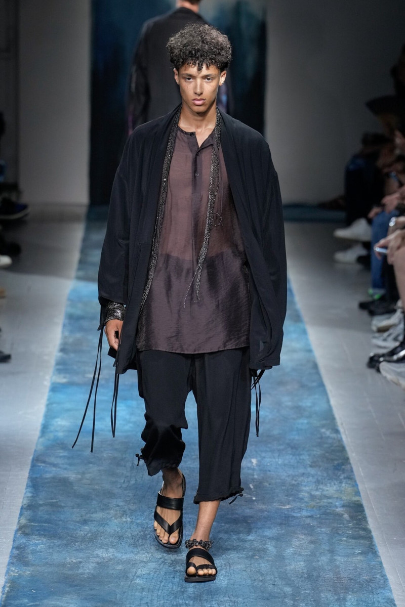 Yohji Yamamoto fashion show for Spring/Summer 2026