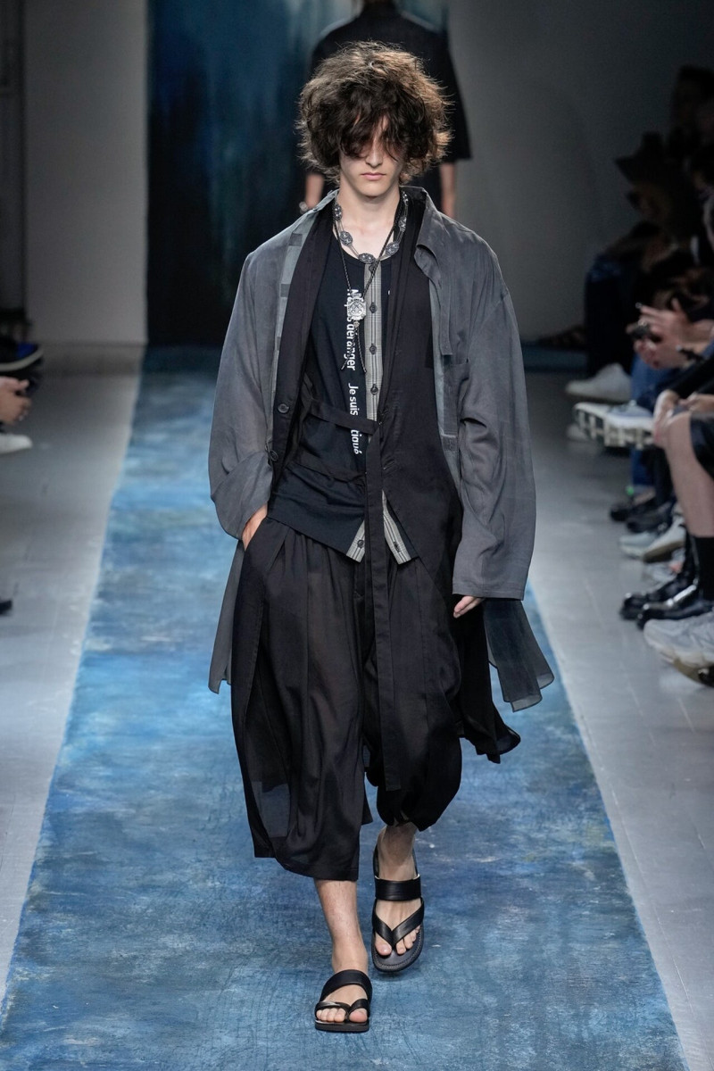 Yohji Yamamoto fashion show for Spring/Summer 2026