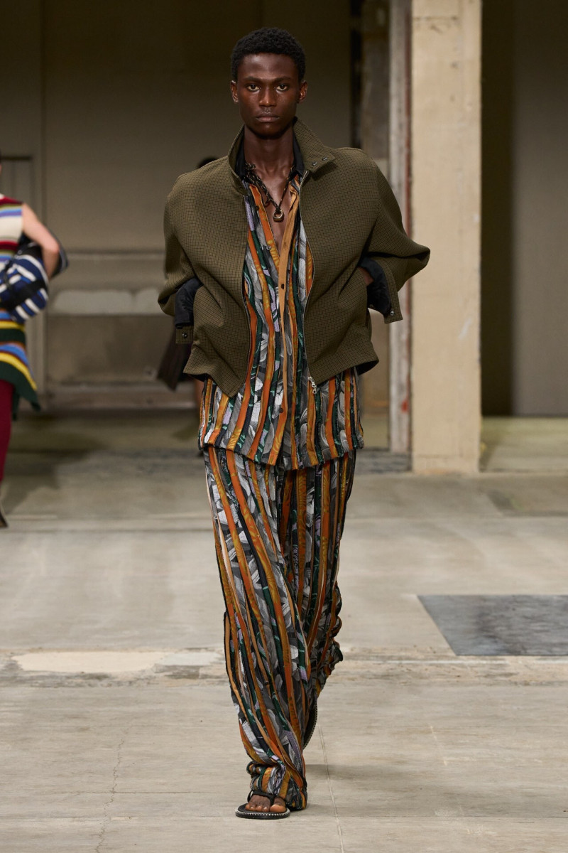Dries van Noten fashion show for Spring/Summer 2026