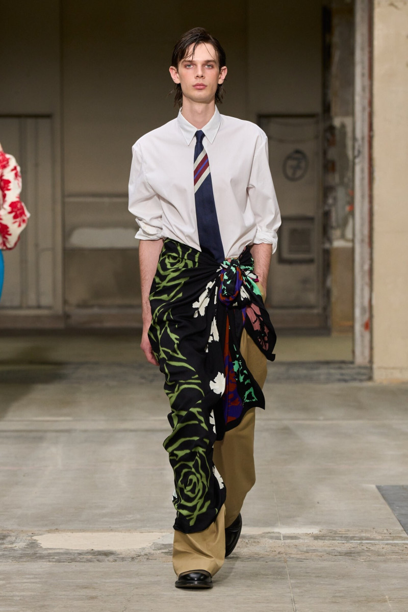 Dries van Noten fashion show for Spring/Summer 2026