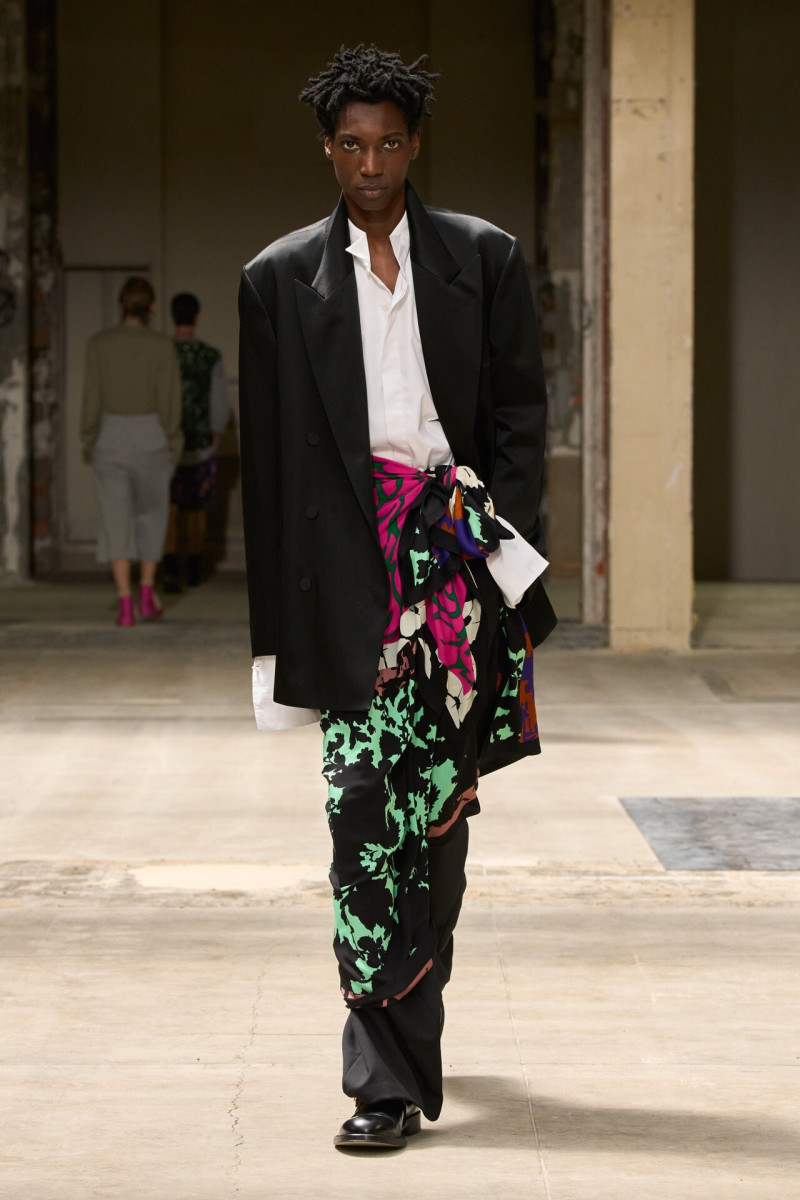 Dries van Noten fashion show for Spring/Summer 2026