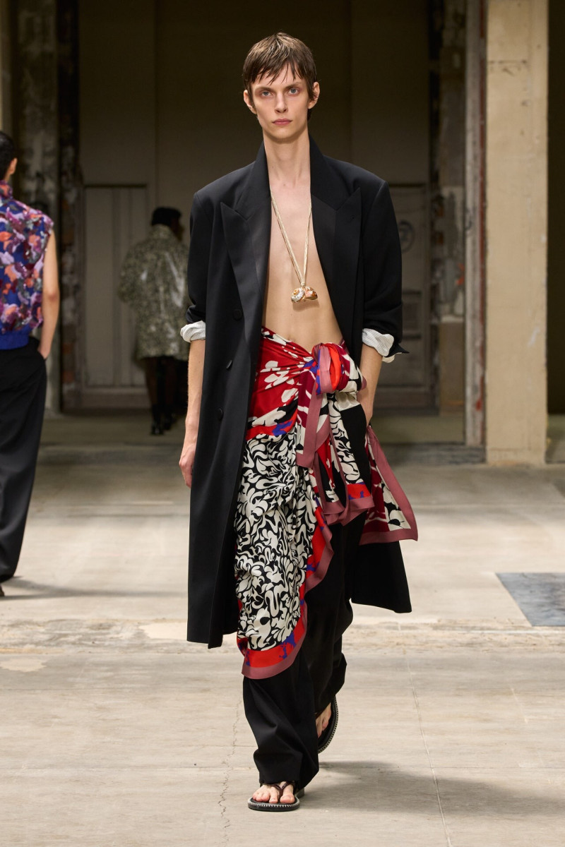 Dries van Noten fashion show for Spring/Summer 2026