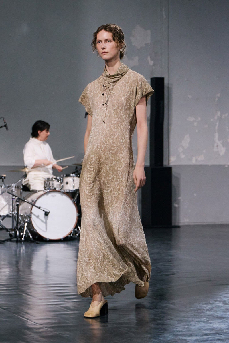 Christophe Lemaire fashion show for Spring/Summer 2026