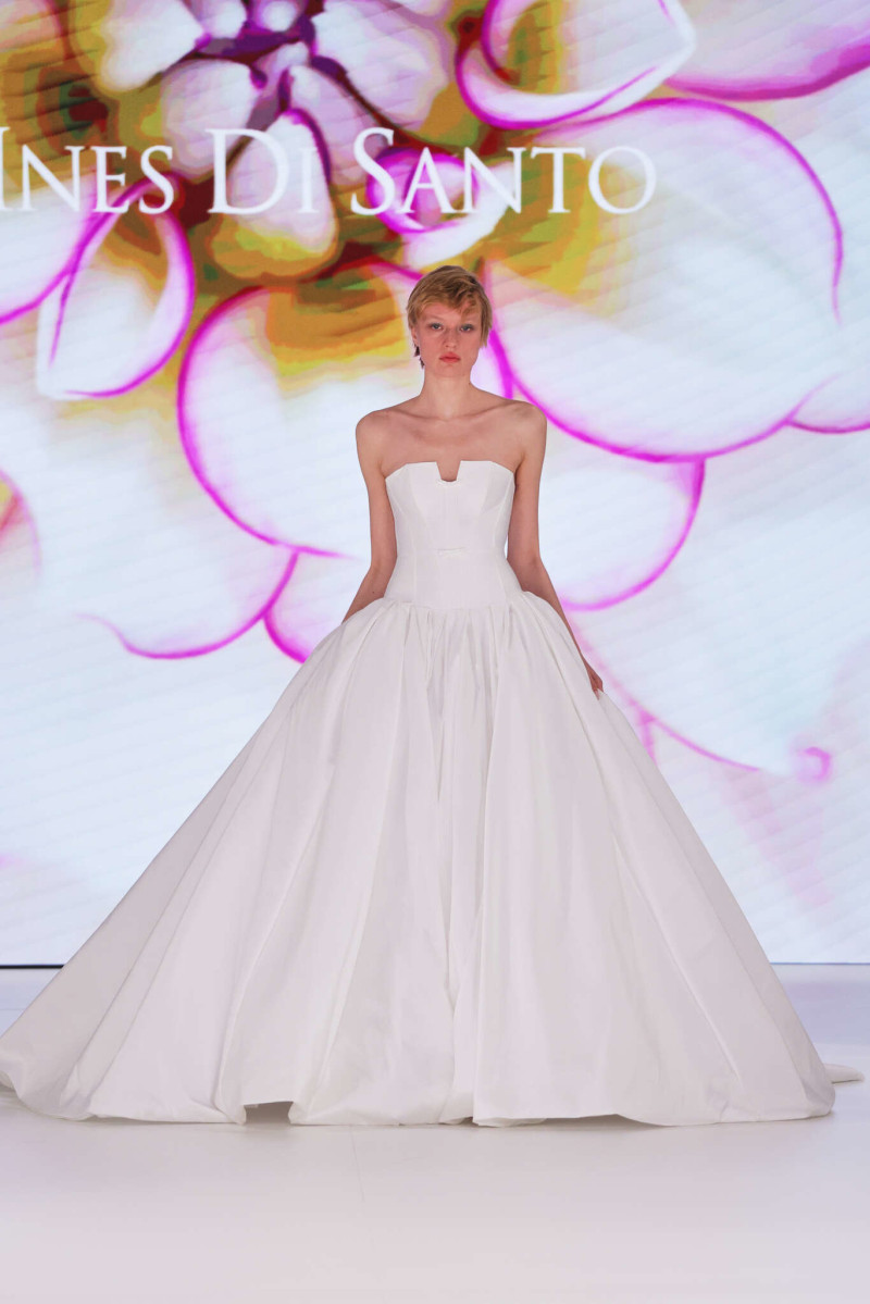 Ines Di Santo fashion show for Spring 2026