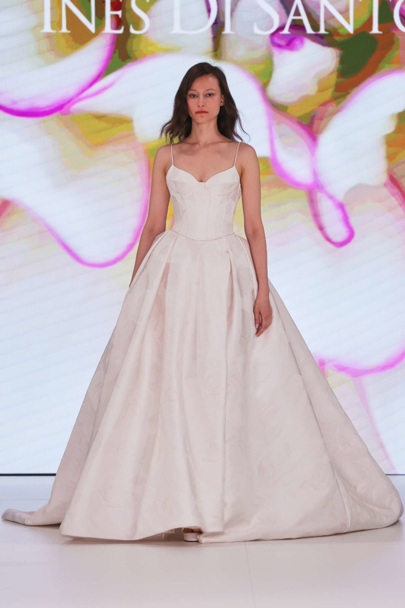 Ines Di Santo fashion show for Spring 2026
