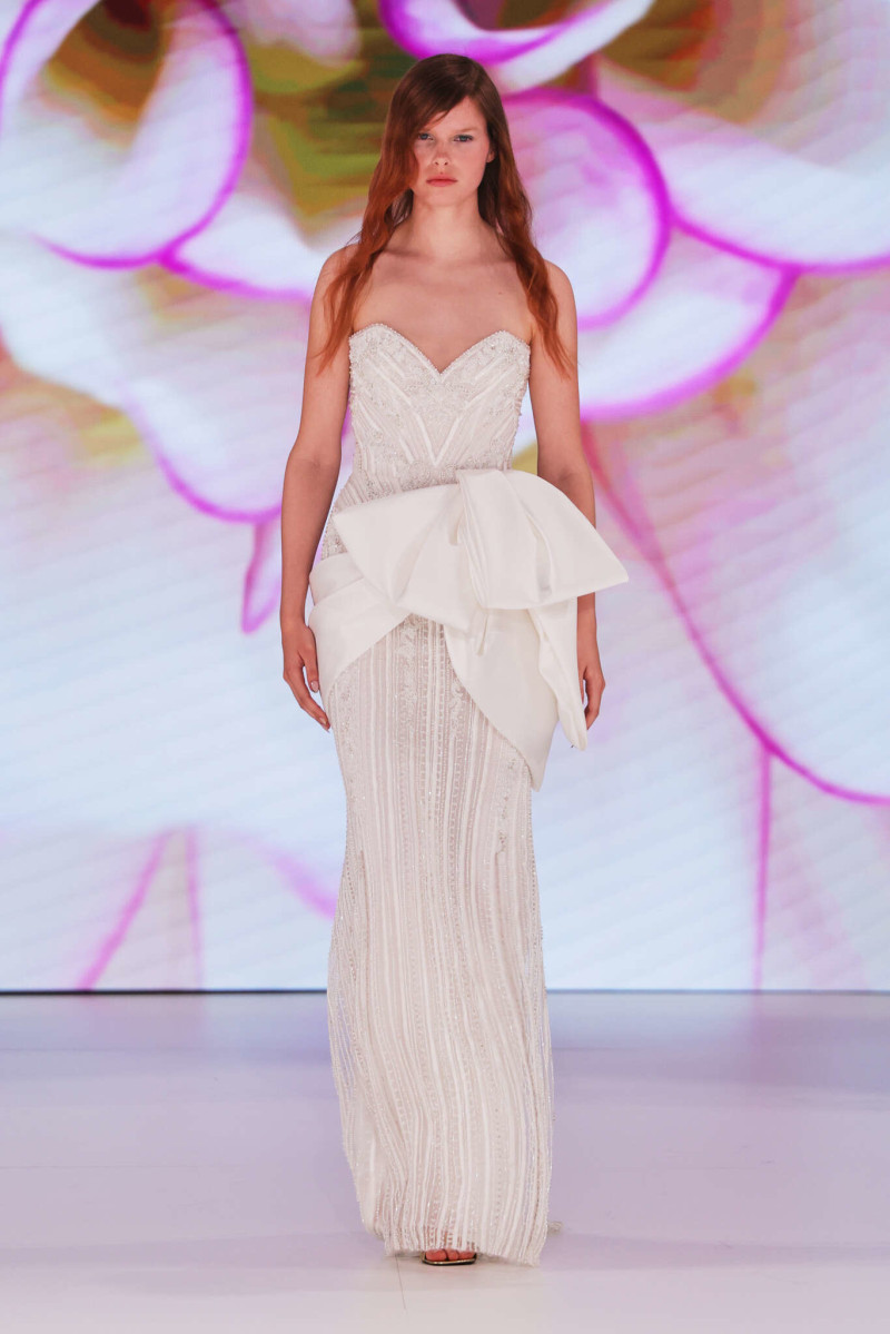 Ines Di Santo fashion show for Spring 2026
