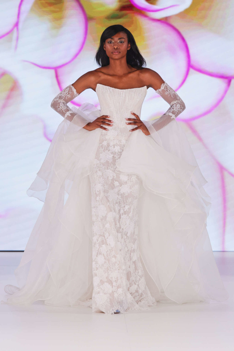 Ines Di Santo fashion show for Spring 2026