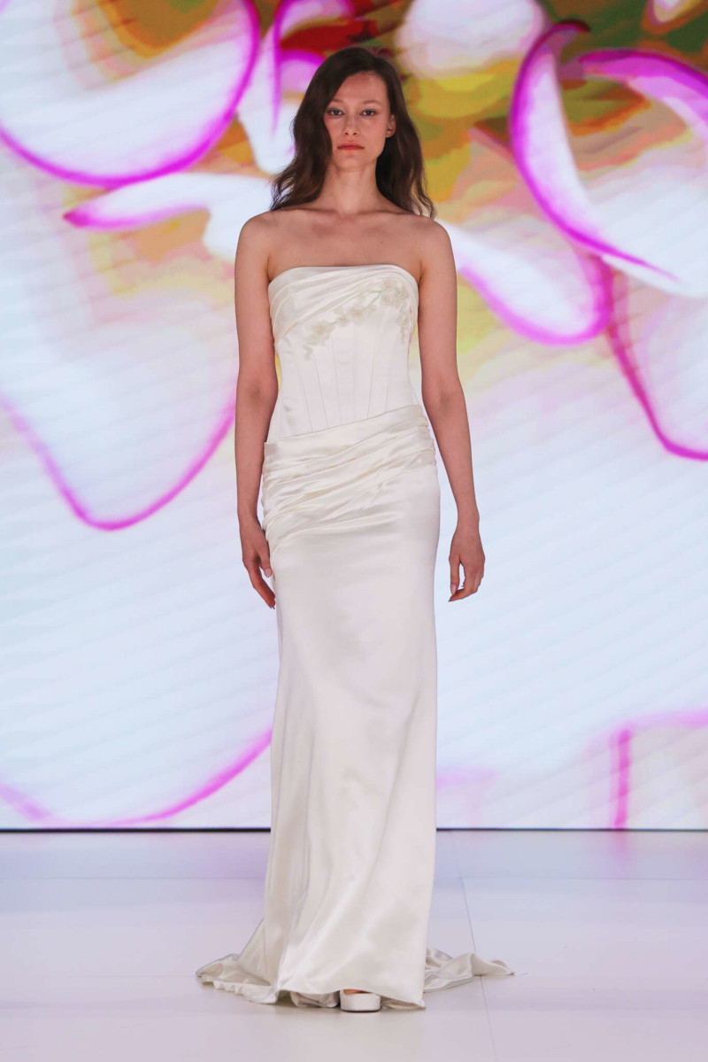 Ines Di Santo fashion show for Spring 2026